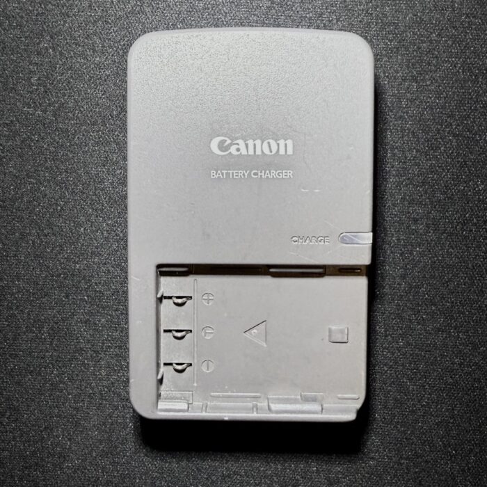 Carregador Original Canon - CB 2LW (Semi-Novo) - COD:LND